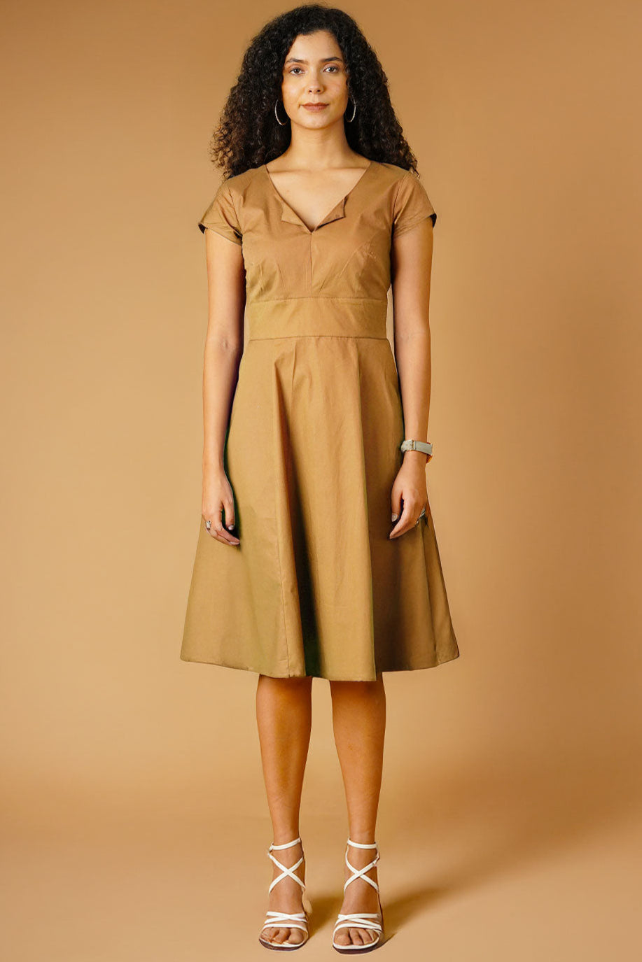 beige poplin dress Midi Gown Fancy Wear playful bobble trim details Taille:XL Balance Golf Dress -